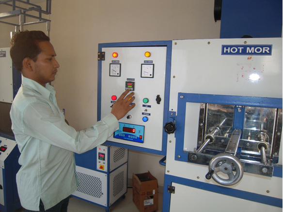 HIGH TEMPERATURE HOT MODULUS OF RUPTURE (HMOR) 